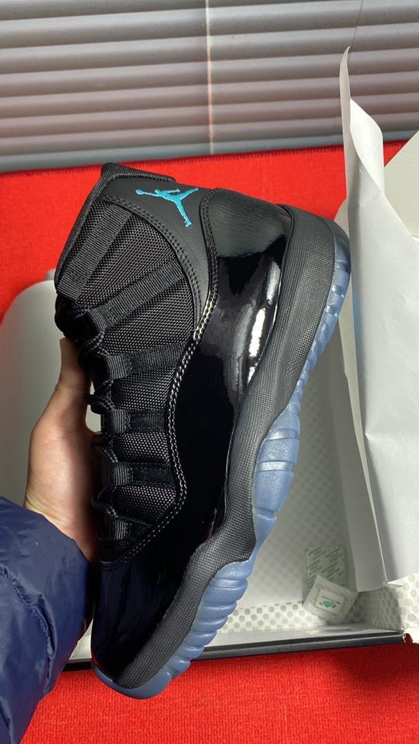 Mens "11" Patent Sneakers